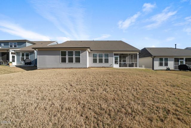 1516 Gatekeeper Lane, Fuquay Varina, NC 27526