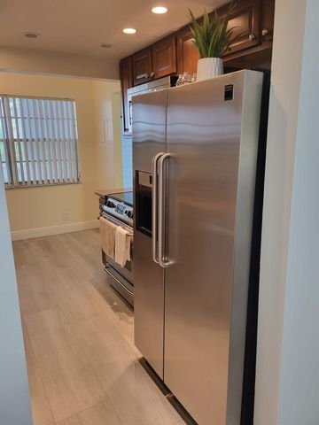 8305 NW 61 Street C110, Tamarac, FL 33321