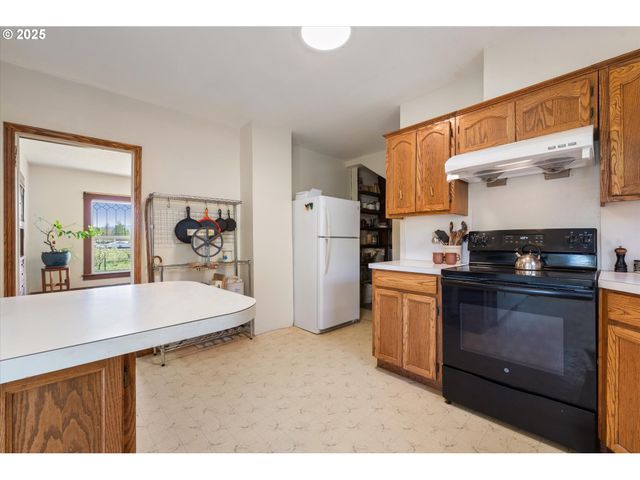 37867 HIGHWAY 414, Halfway, OR 97834