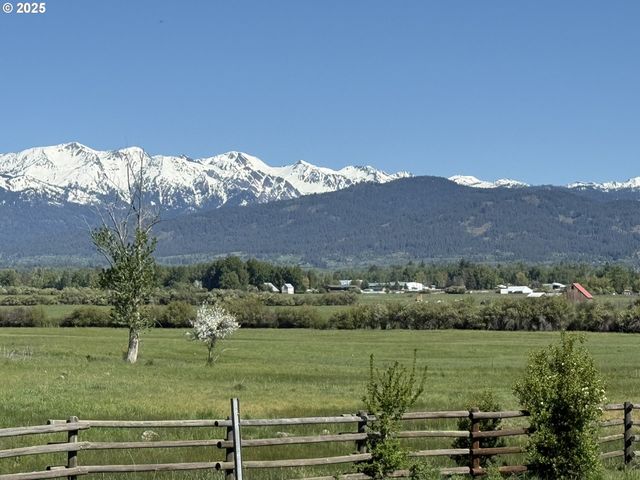 37867 HIGHWAY 414, Halfway, OR 97834