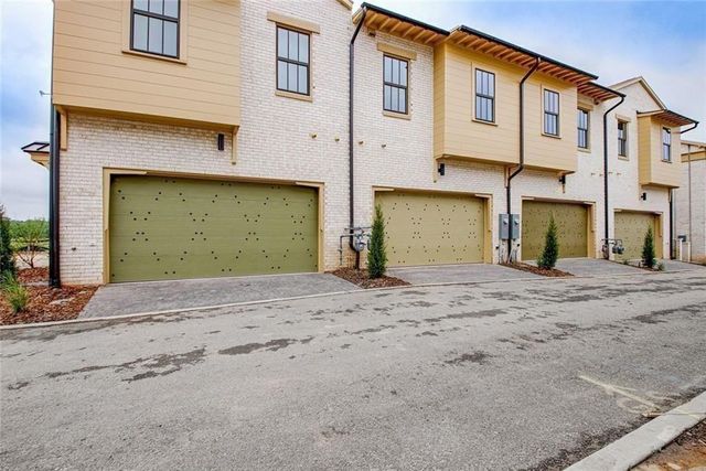 140 Rolison Way, Fayetteville, GA 30214