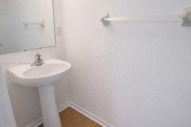 17347 NW 7th Ave 904, Miami Gardens, FL 33169