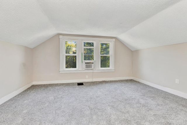 3673 Vine Street, Cincinnati, OH 45220