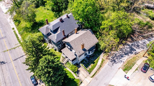 3673 Vine Street, Cincinnati, OH 45220