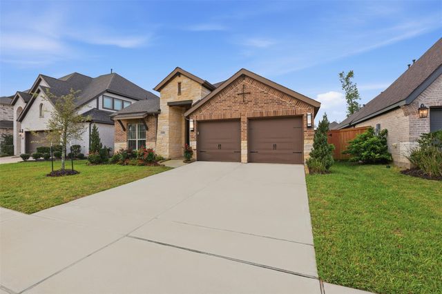 11910 Bazley Knoll Drive, Humble, TX 77346