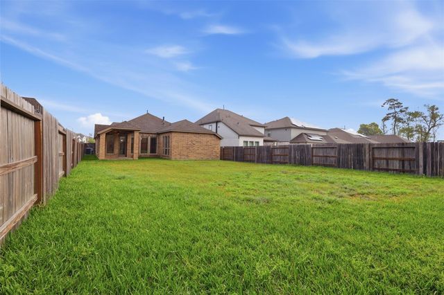 11910 Bazley Knoll Drive, Humble, TX 77346