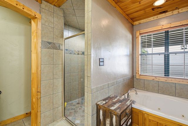 271 County Road 1559, Alba, TX 75410