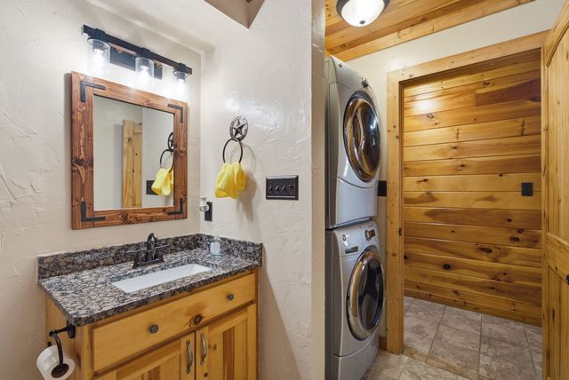 271 County Road 1559, Alba, TX 75410