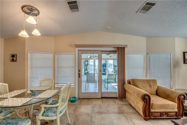 14 Nancy LN, Fort Myers Beach, FL 33931