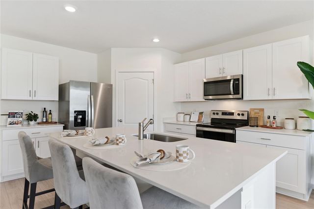 2875 HOUSE FINCH ROAD, St Cloud, FL 34773