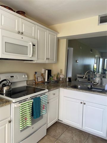 6343 PALMA DEL MAR BOULEVARD S 226, St Petersburg, FL 33715