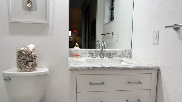 5130 Las Verdes Circle Apt 313, Delray Beach, FL 33484