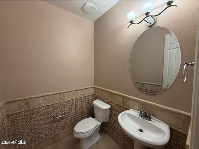 421 W Wisteria Place, Chandler, AZ 85248