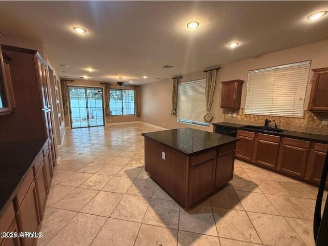 421 W Wisteria Place, Chandler, AZ 85248