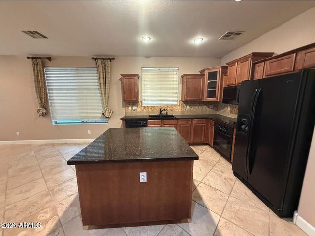 421 W Wisteria Place, Chandler, AZ 85248