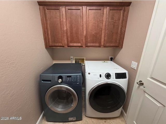 421 W Wisteria Place, Chandler, AZ 85248