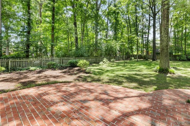 1610 Swansbury Dr, Henrico, VA 23238