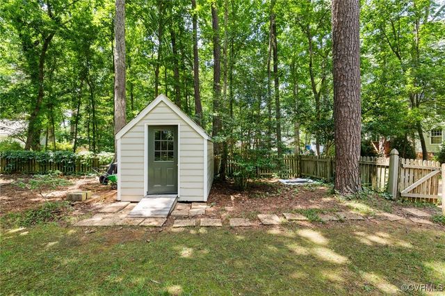 1610 Swansbury Dr, Henrico, VA 23238