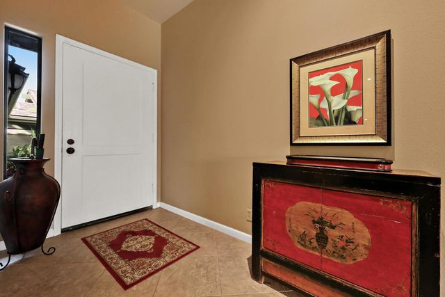 52 Ponderosa Circle, Palm Desert, CA 92211