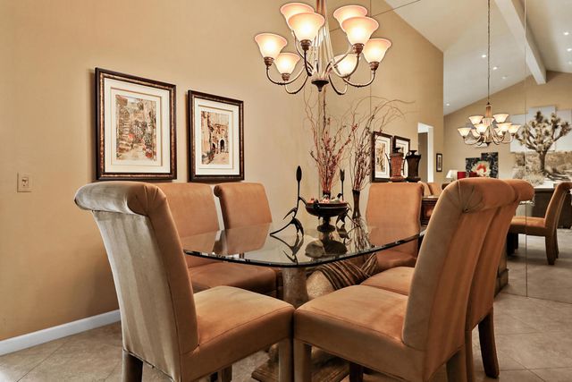 52 Ponderosa Circle, Palm Desert, CA 92211