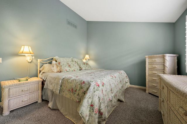 52 Ponderosa Circle, Palm Desert, CA 92211