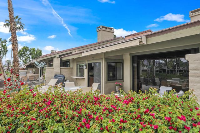 52 Ponderosa Circle, Palm Desert, CA 92211
