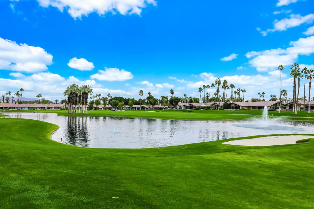 52 Ponderosa Circle, Palm Desert, CA 92211