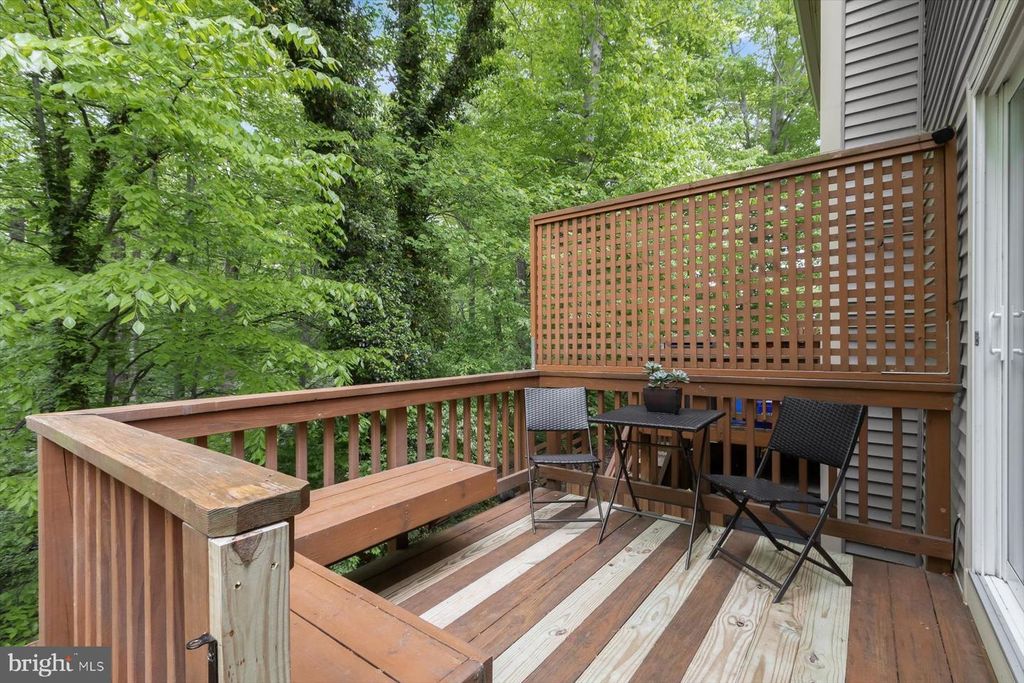 Image 40 of property listing at 10525 ENGLISHMAN DR #178, Rockville, MD 20852