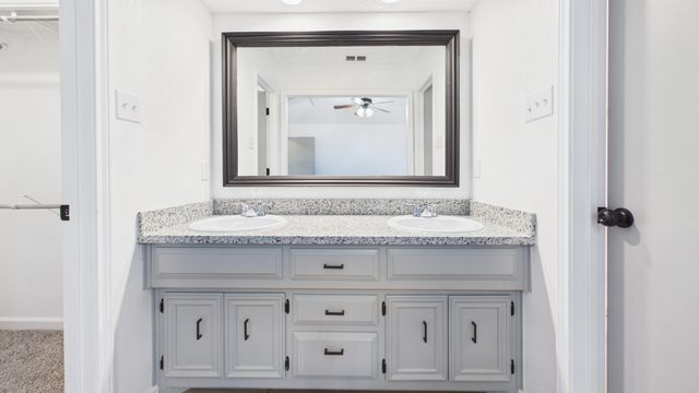 6902 Homestead Avenue, Lubbock, TX 79424