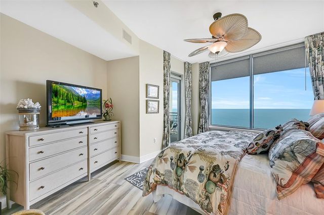 801 E Beach Drive BC2305, Galveston, TX 77550
