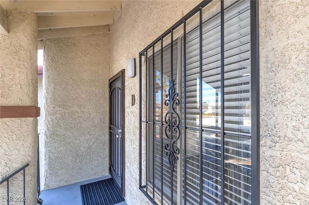 Image 4 of property listing at 4420 Rich Drive D, Las Vegas, NV 89102