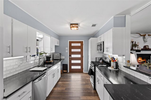 115 County Road 1620, Clifton, TX 76634