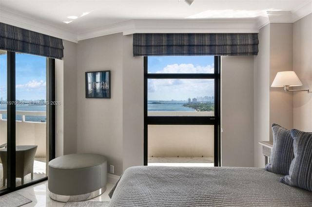 2000 Towerside Ter PH2, Miami, FL 33138