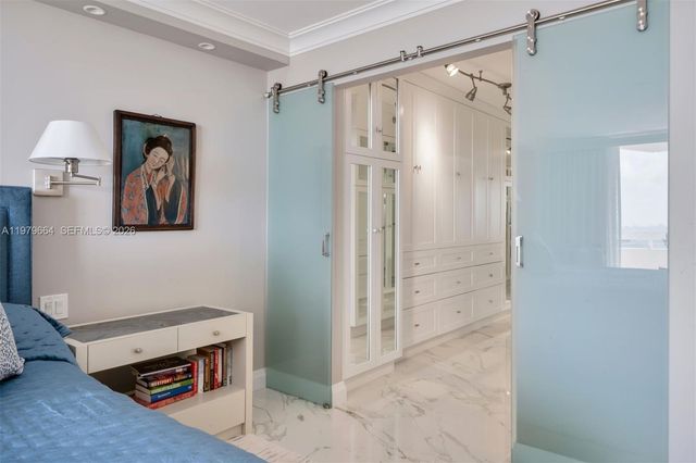 2000 Towerside Ter PH2, Miami, FL 33138