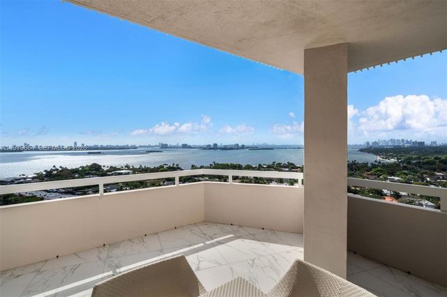 2000 Towerside Ter PH2, Miami, FL 33138