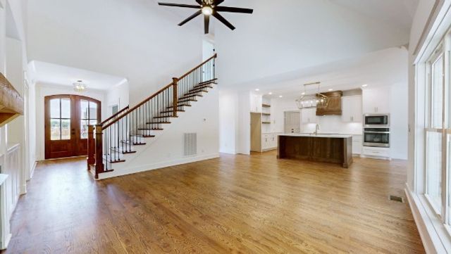 2504 Colleen Dr, Murfreesboro, TN 37128