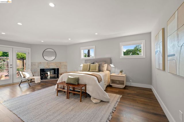 4238 Laguna Ave, Oakland, CA 94602