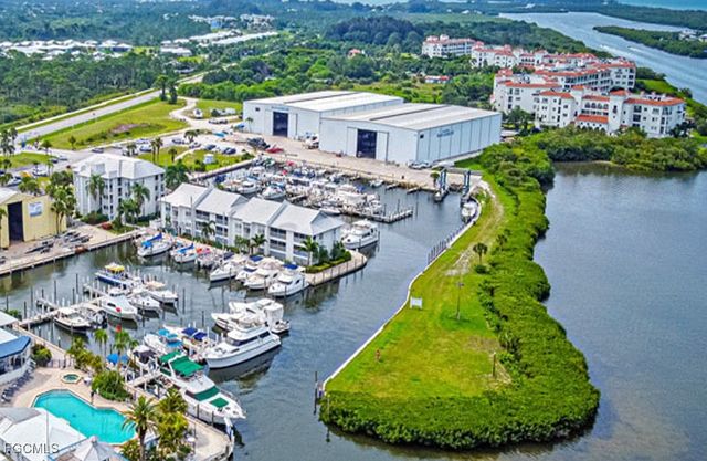 2 Davit CT, Placida, FL 33946