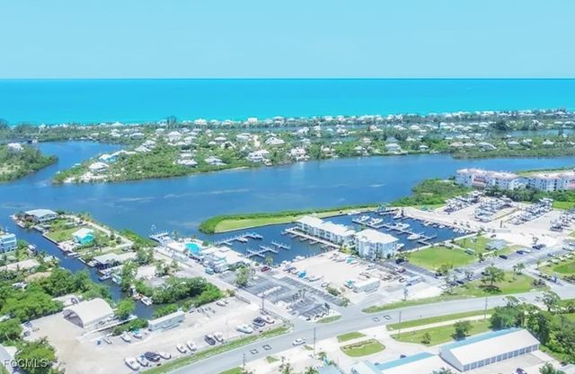 2 Davit CT, Placida, FL 33946