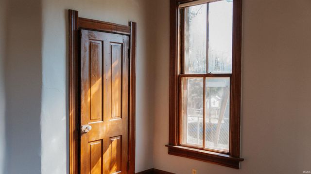 1605 W 7th Street, Bloomington, IN 47404