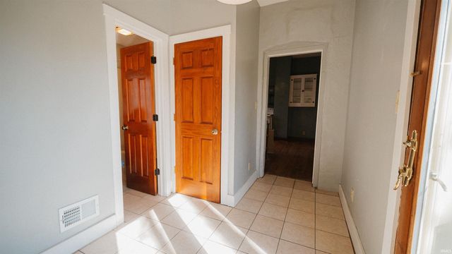 1605 W 7th Street, Bloomington, IN 47404