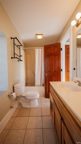 1605 W 7th Street, Bloomington, IN 47404