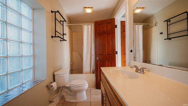 1605 W 7th Street, Bloomington, IN 47404