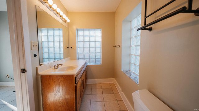 1605 W 7th Street, Bloomington, IN 47404