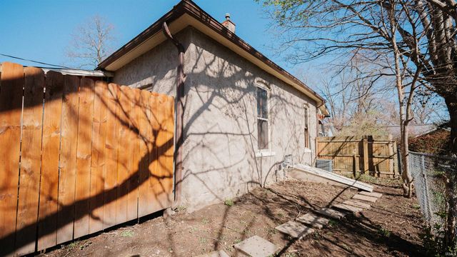 1605 W 7th Street, Bloomington, IN 47404