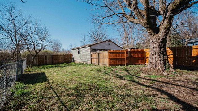 1605 W 7th Street, Bloomington, IN 47404