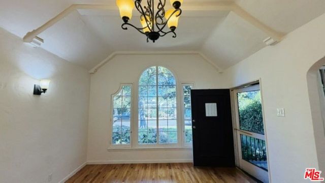 11914 Hartsook Street, Valley Village, CA 91607