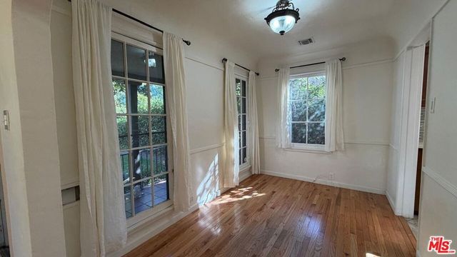 11914 Hartsook Street, Valley Village, CA 91607