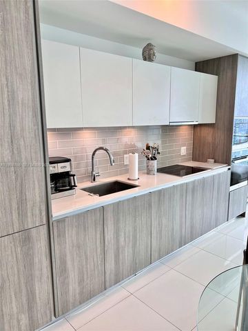 2900 NE 7th Ave 2708, Miami, FL 33137