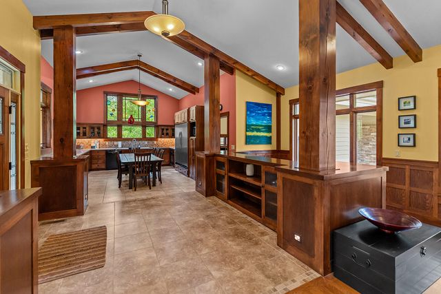 3248 S Farm Road 203, Springfield, MO 65809